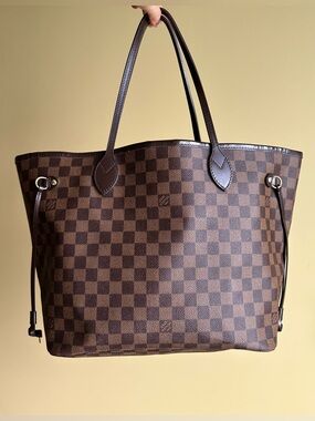 Louis Vuitton Neverfull MM Damier Ebene with Dust Bag